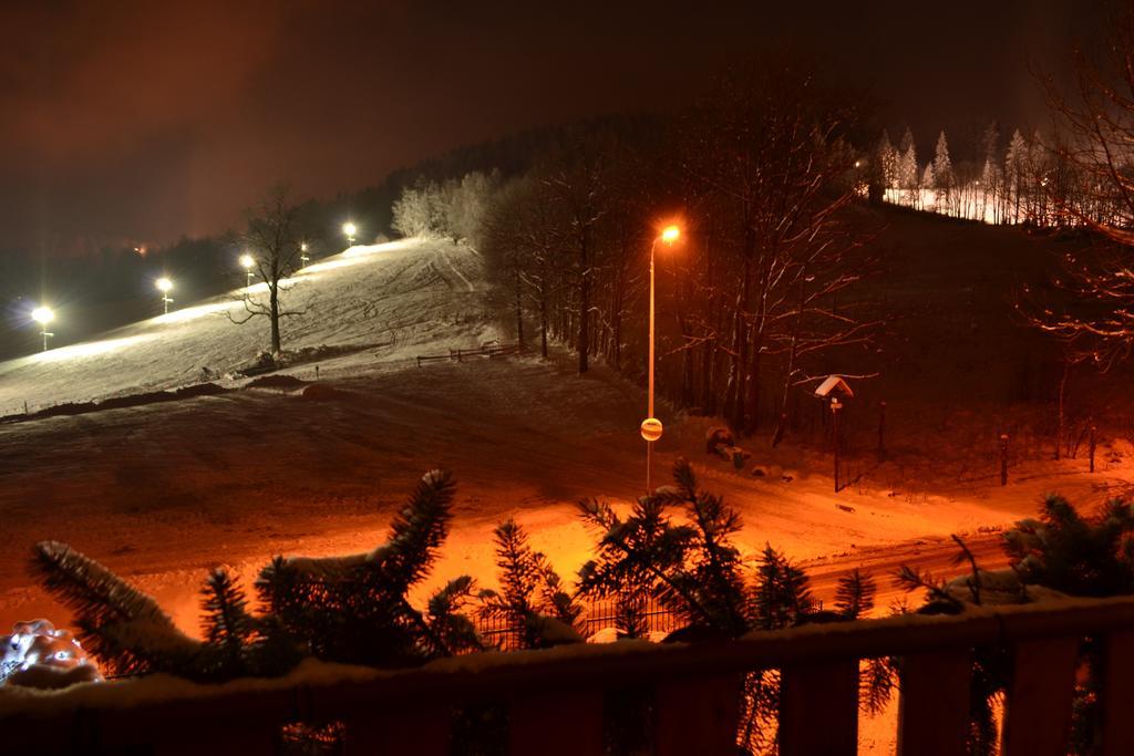 Gorski Widok Karpacz Apartamenty I Pokoje- Salon Kominkowy Pokoj fotografie